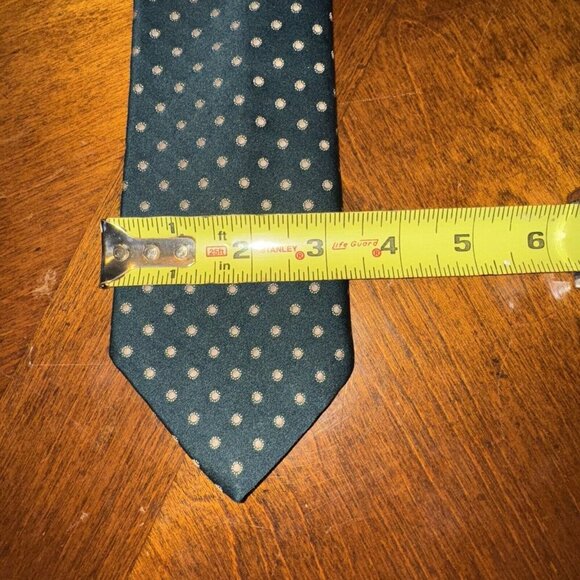 Johnny Carson Hunter Green with Gold Dots Polyester Mens Tie Vintage 54" Long - Picture 7 of 7